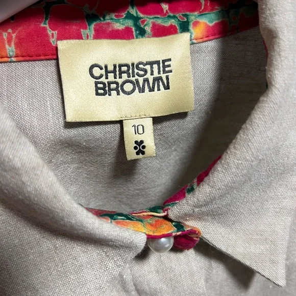 CHRISTIE BROWN Women’s Khaki Short Sleeve Button Down Crop Top - 10